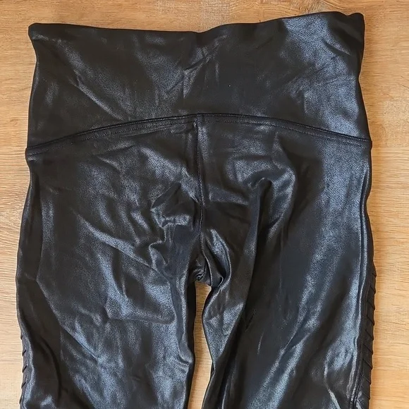 Spanx Faux Leather Moto Leggings Sz L - Picture 7 of 12
